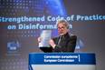 Immagine [Source: EC  Audiovisual Service] = Cfr.: The 2022 Code of Practice on Disinformation >> Disinformazione: soddisfazione della Commissione per il nuovo, pi solido e pi completo codice di buone pratiche sulla disinformazione - 16Giugno2022 [Rif.: ec-europa-eu / rappr. It-Mi] || Commissione europea - European Commission