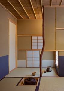 Immagine - Rif. "NEW ZEN. SPAZI DELLA CERIMONIA DEL T NELLARCHITETTURA GIAPPONESE CONTEMPORANEA." - di MICHARL FREEMAN - Damiani Editore ===> Minamiazabu-no-ie, il piccolo spazio per l'attesa di fronte al chashitsu - Location: Minamiazabu, Tokyo - Designer: Shummyo Masuno - Anno: 2005 -  2007 Michael Freeman